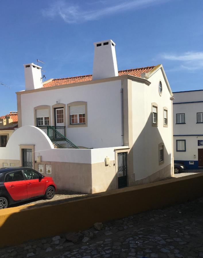 Mare Baixa Apartment Sines Bagian luar foto